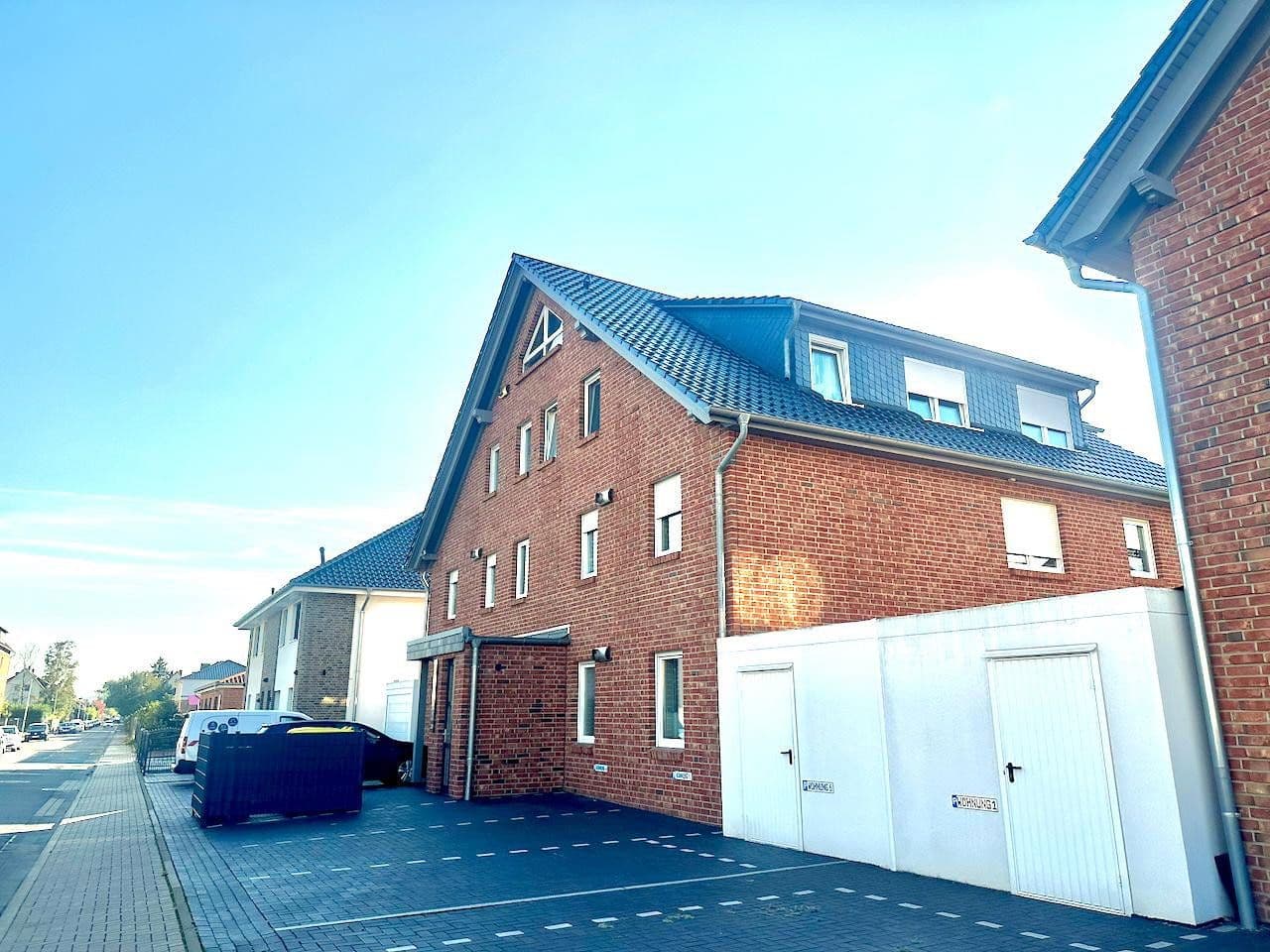 Prenájom bytu 4-izbový 126 m², Glückaufstraße 2D, Sarstedt, Dolné Sasko Prenájom bytu 4-izbový 126 m², Glückaufstraße 2D, Sarstedt, Dolné Sasko