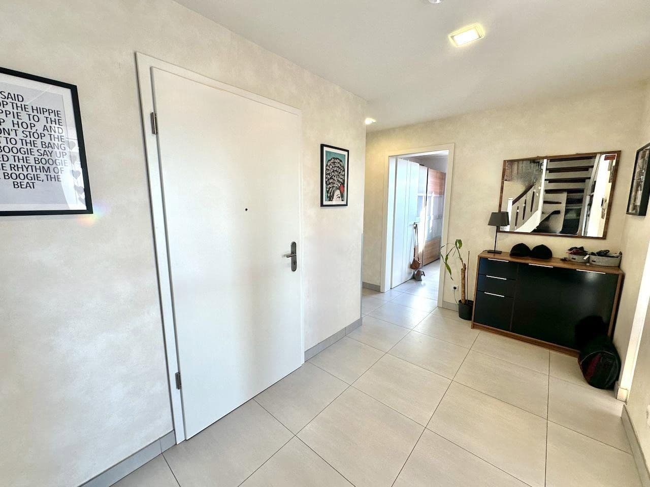 Prenájom bytu 4-izbový 126 m², Glückaufstraße 2D, Sarstedt, Dolné Sasko Prenájom bytu 4-izbový 126 m², Glückaufstraße 2D, Sarstedt, Dolné Sasko