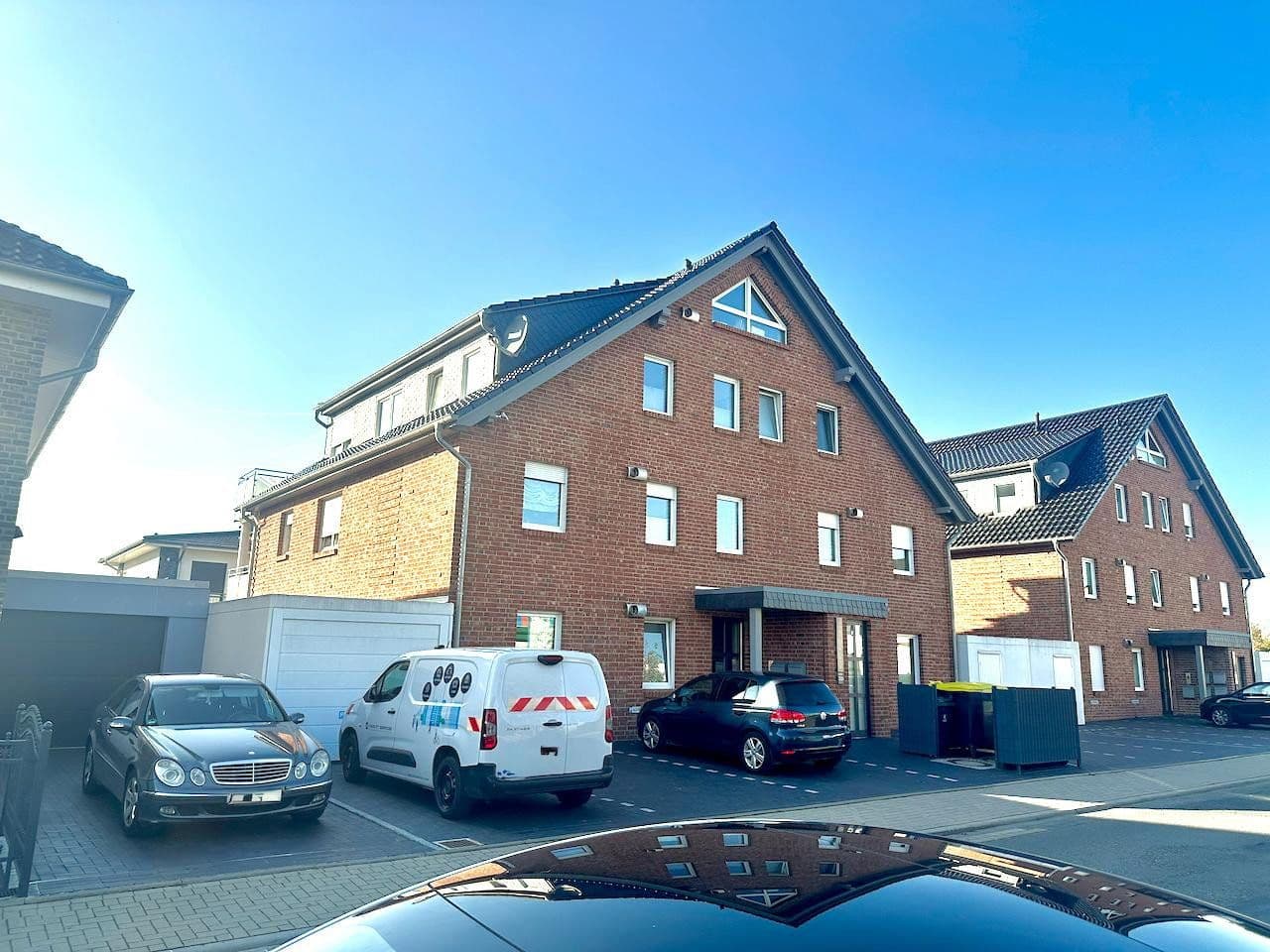 Prenájom bytu 4-izbový 126 m², Glückaufstraße 2D, Sarstedt, Dolné Sasko Prenájom bytu 4-izbový 126 m², Glückaufstraße 2D, Sarstedt, Dolné Sasko