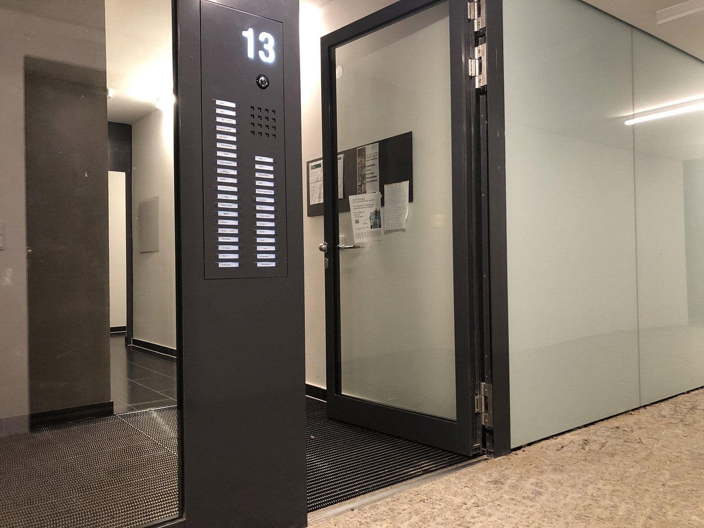 Predaj bytu 1-izbový 36 m², Berlin, Berlín Predaj bytu 1-izbový 36 m², Berlin, Berlín