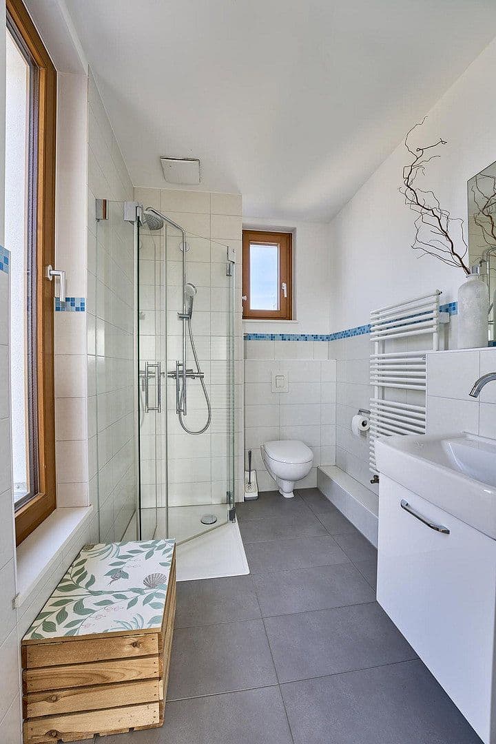 Predaj bytu 6-izbový 180 m², Berlin, Berlín Predaj bytu 6-izbový 180 m², Berlin, Berlín