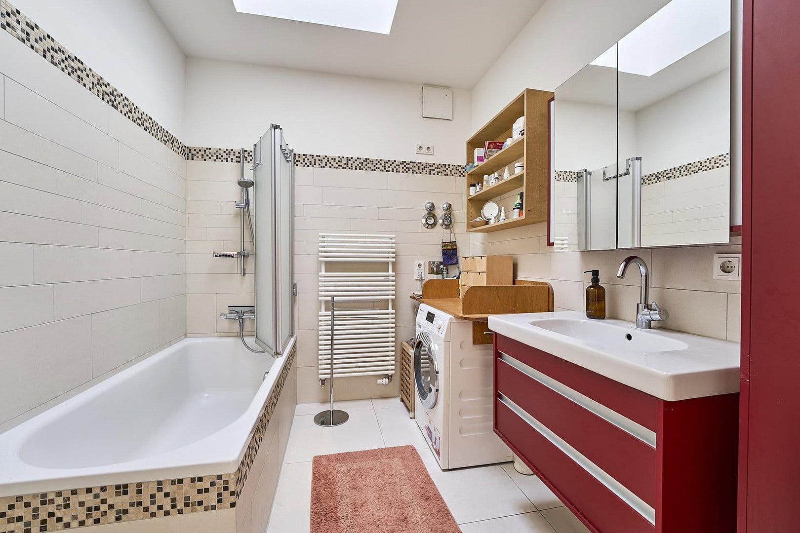 Predaj bytu 6-izbový 180 m², Berlin, Berlín Predaj bytu 6-izbový 180 m², Berlin, Berlín