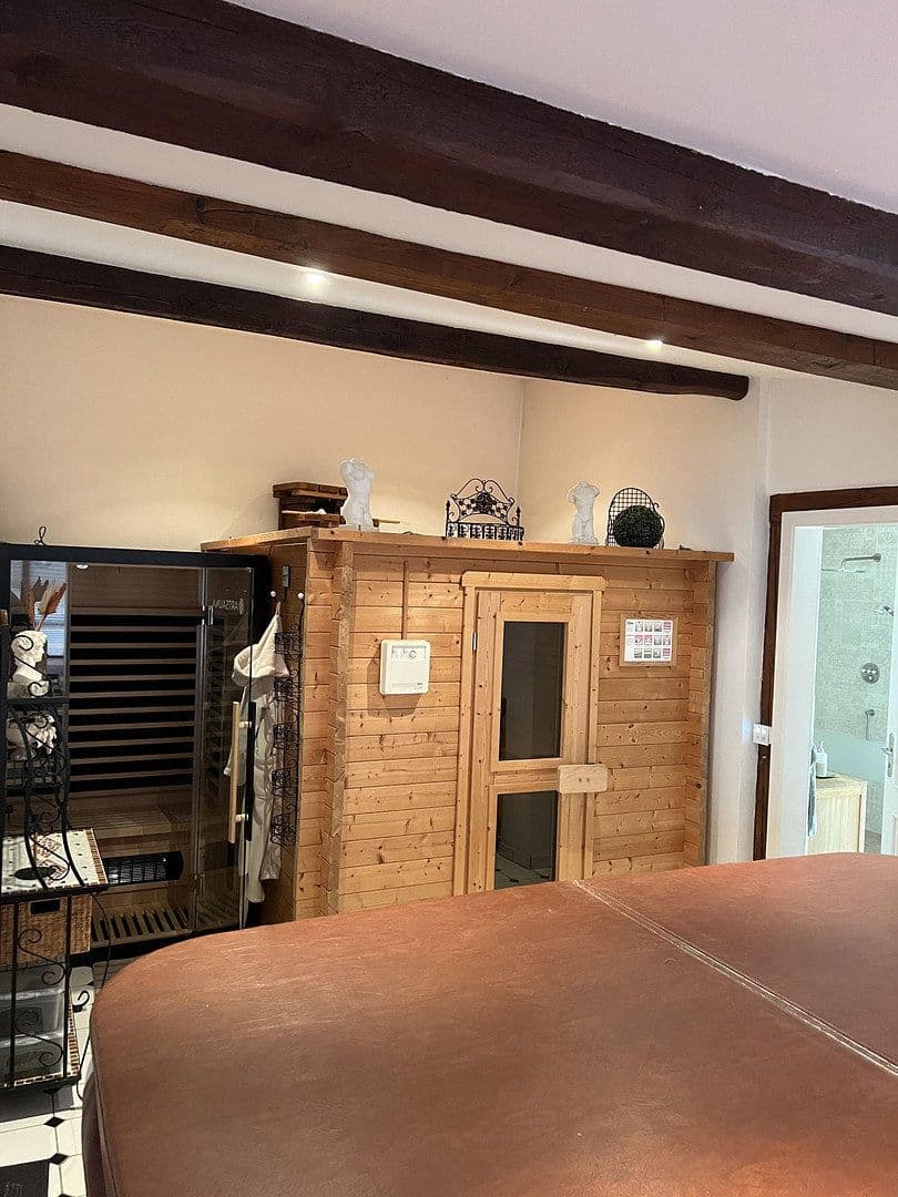 Predaj domu 342 m², pozemok 832 m², Hungen, Hesensko Predaj domu 342 m², pozemok 832 m², Hungen, Hesensko
