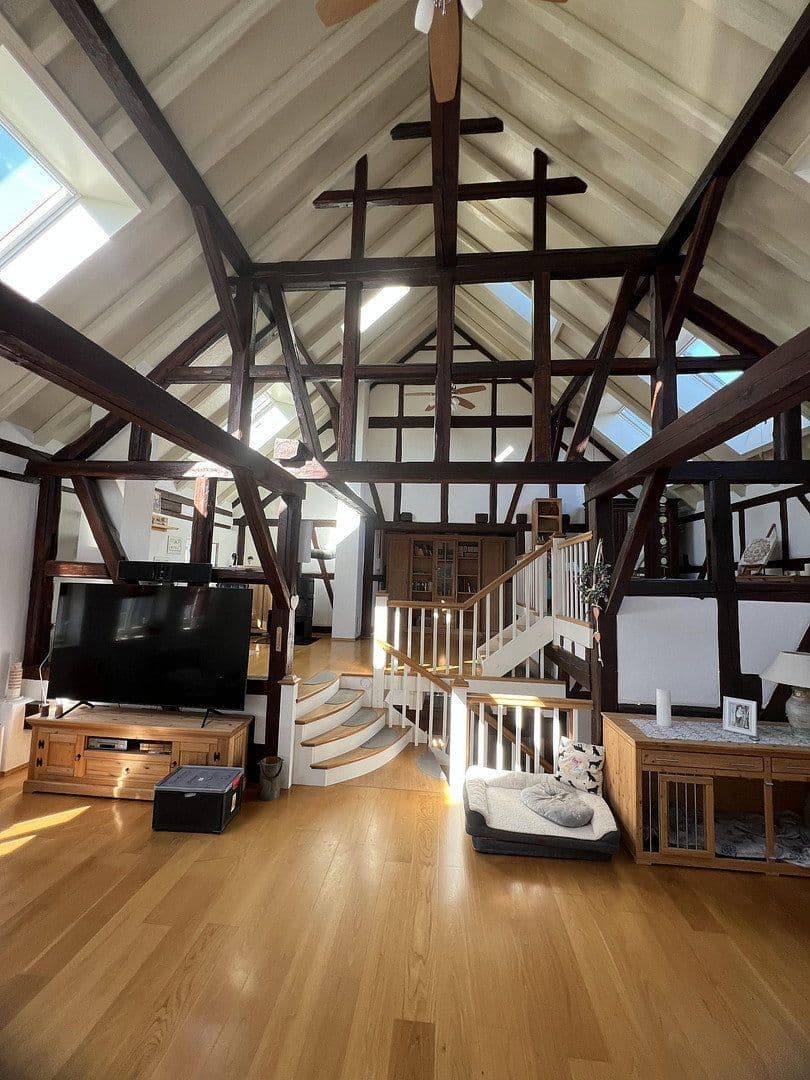 Predaj domu 342 m², pozemok 832 m², Hungen, Hesensko Predaj domu 342 m², pozemok 832 m², Hungen, Hesensko