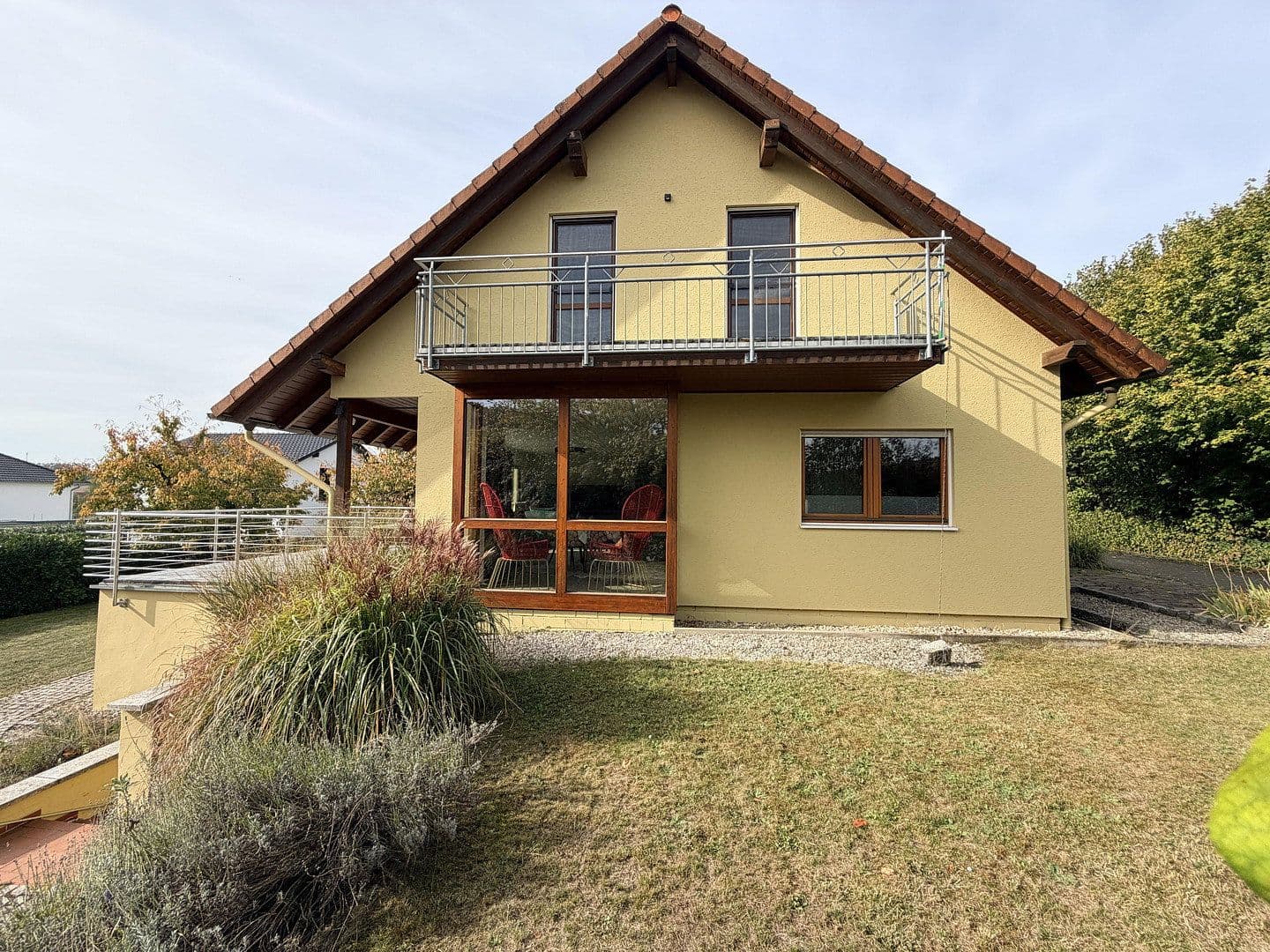 Predaj domu 125 m², pozemok 840 m², Lonnerstadt, Bavorsko Predaj domu 125 m², pozemok 840 m², Lonnerstadt, Bavorsko