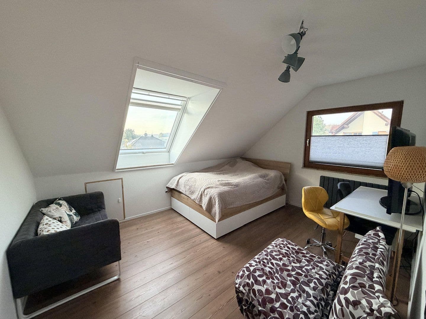 Predaj domu 125 m², pozemok 840 m², Lonnerstadt, Bavorsko Predaj domu 125 m², pozemok 840 m², Lonnerstadt, Bavorsko
