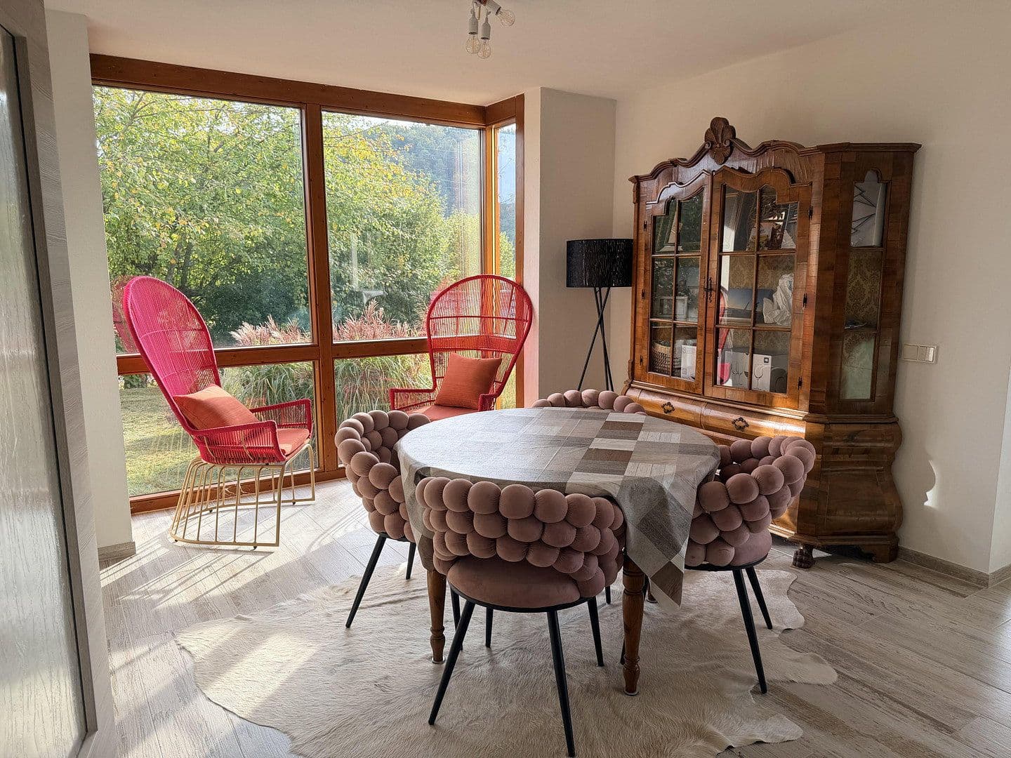 Predaj domu 125 m², pozemok 840 m², Lonnerstadt, Bavorsko Predaj domu 125 m², pozemok 840 m², Lonnerstadt, Bavorsko