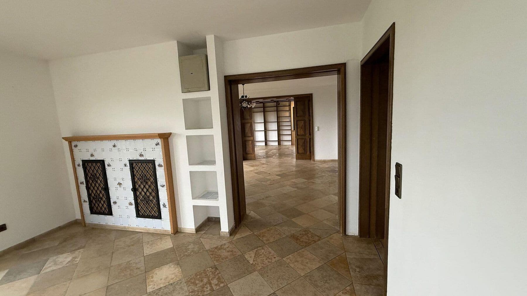 Predaj domu 340 m², pozemok 980 m², Donauwörth, Bavorsko Predaj domu 340 m², pozemok 980 m², Donauwörth, Bavorsko