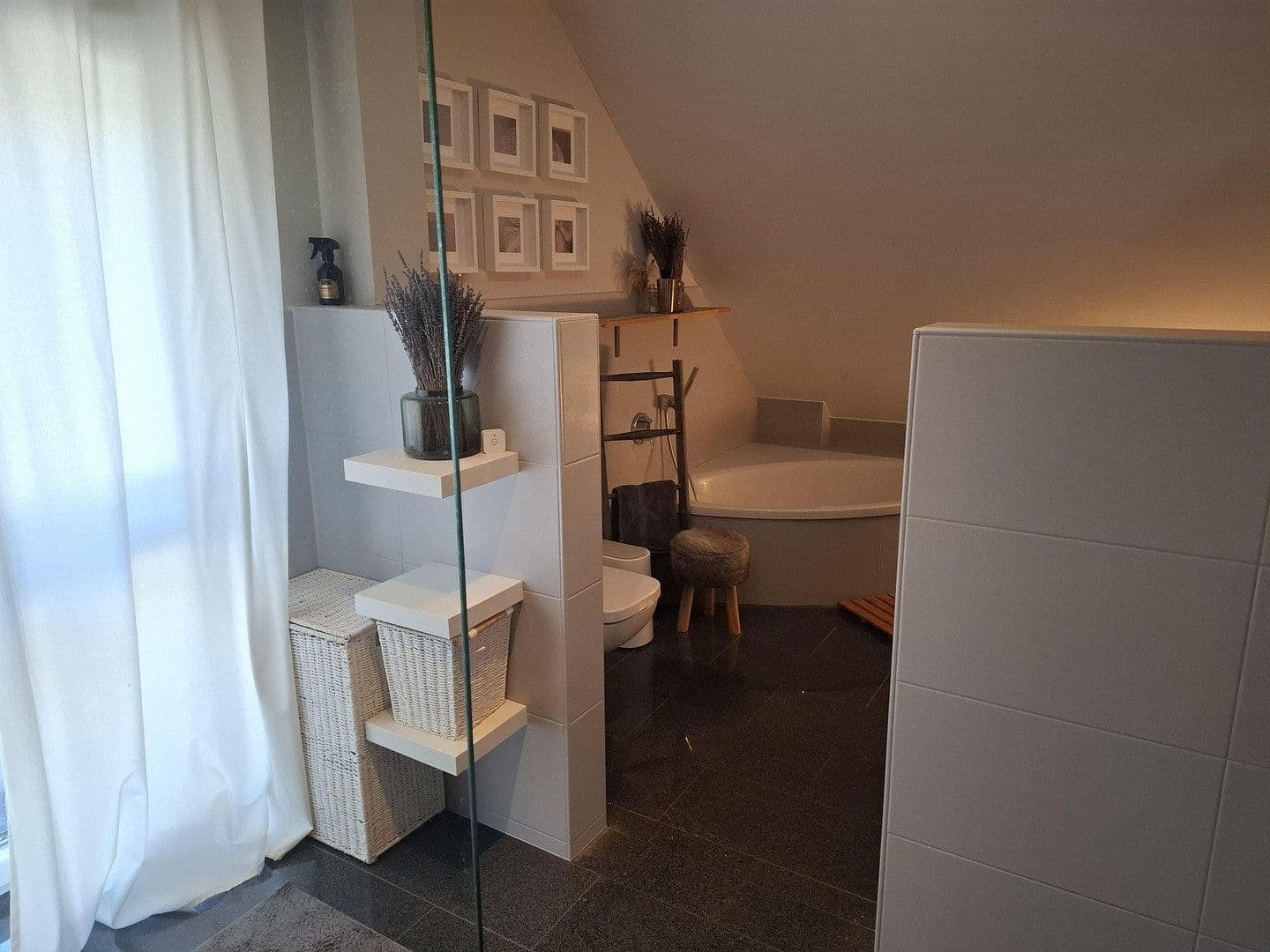 Predaj domu 115 m², pozemok 400 m², Ronnenberg, Dolné Sasko Predaj domu 115 m², pozemok 400 m², Ronnenberg, Dolné Sasko
