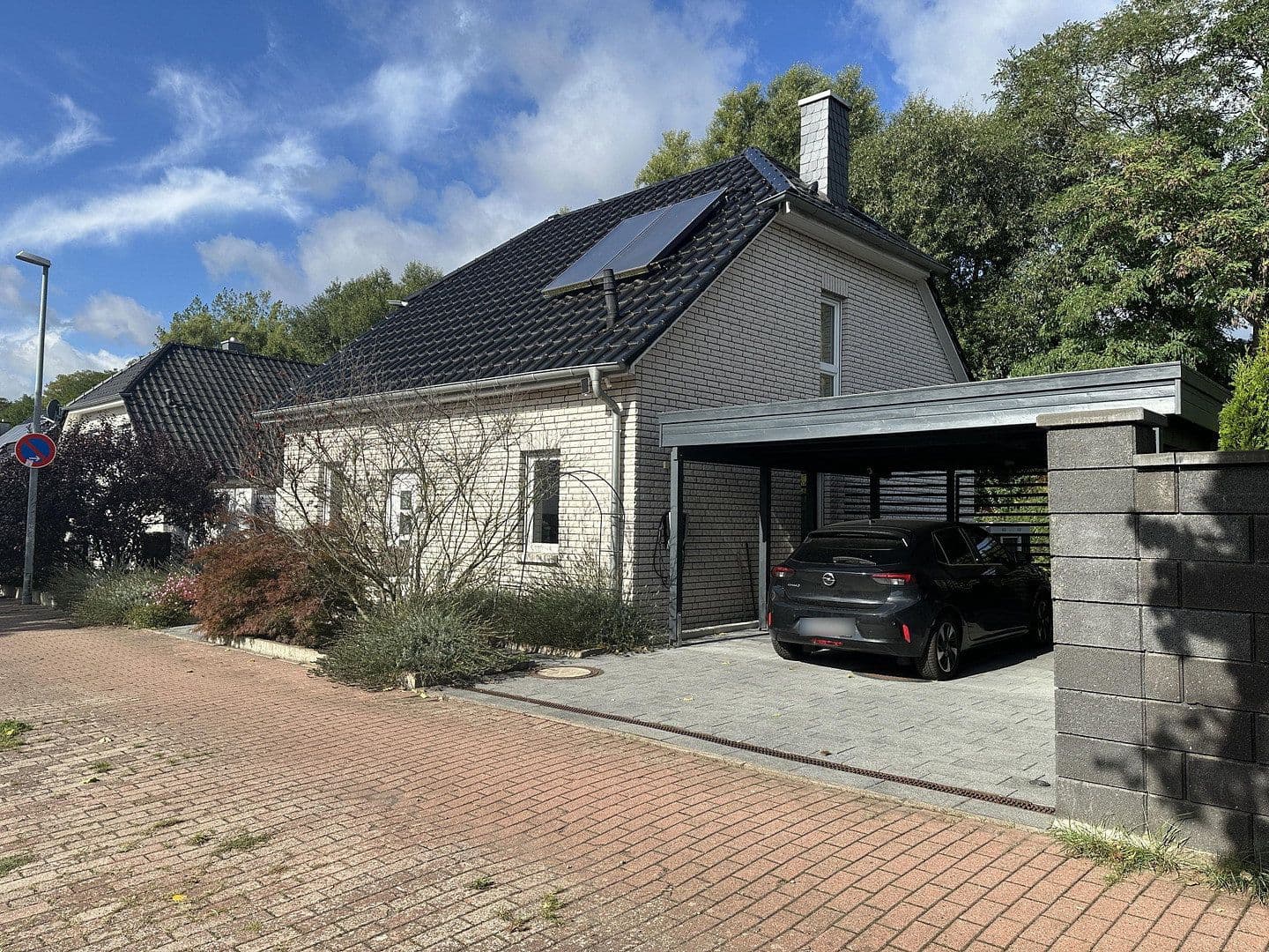 Predaj domu 115 m², pozemok 400 m², Ronnenberg, Dolné Sasko Predaj domu 115 m², pozemok 400 m², Ronnenberg, Dolné Sasko