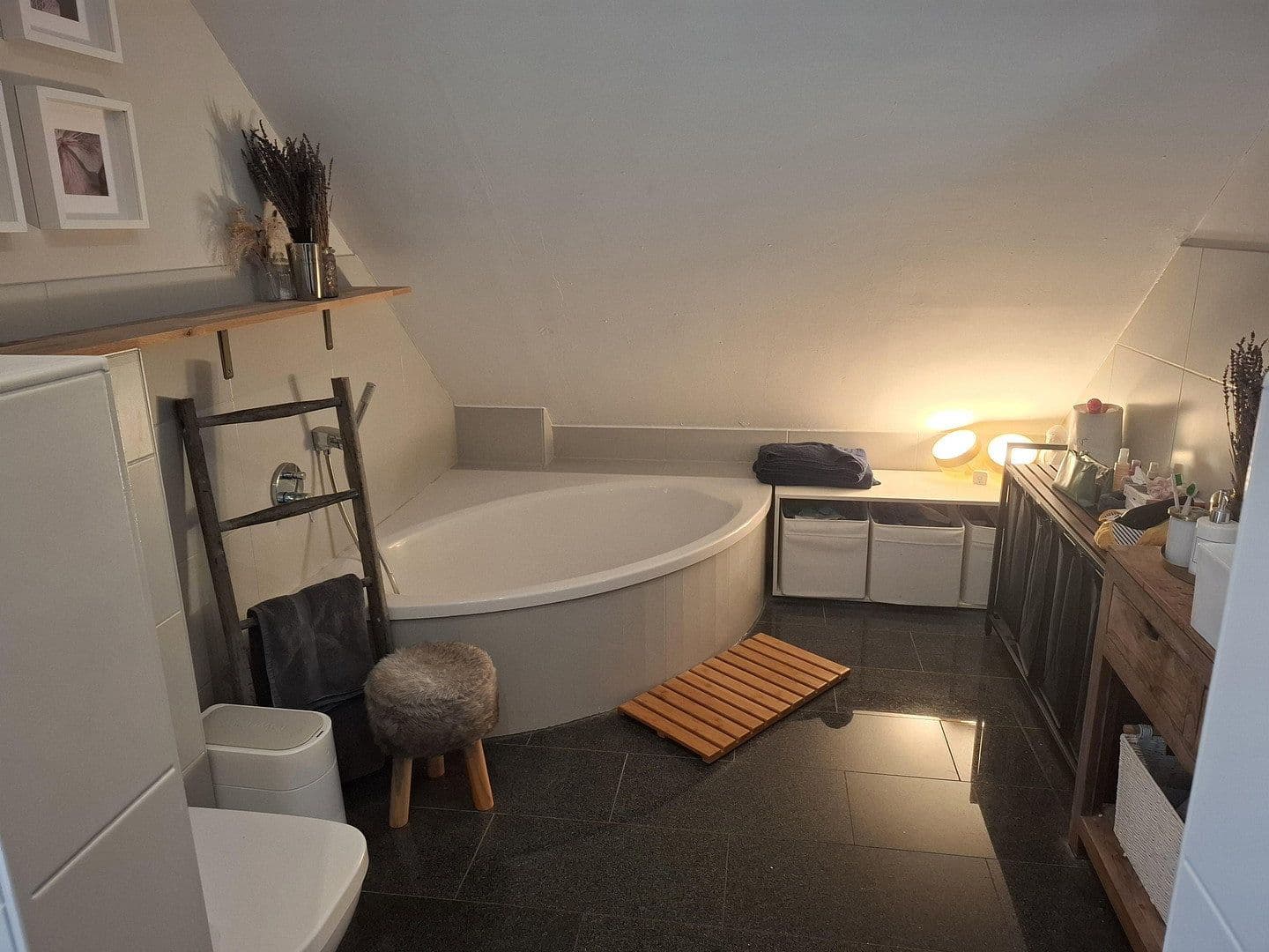 Predaj domu 115 m², pozemok 400 m², Ronnenberg, Dolné Sasko Predaj domu 115 m², pozemok 400 m², Ronnenberg, Dolné Sasko