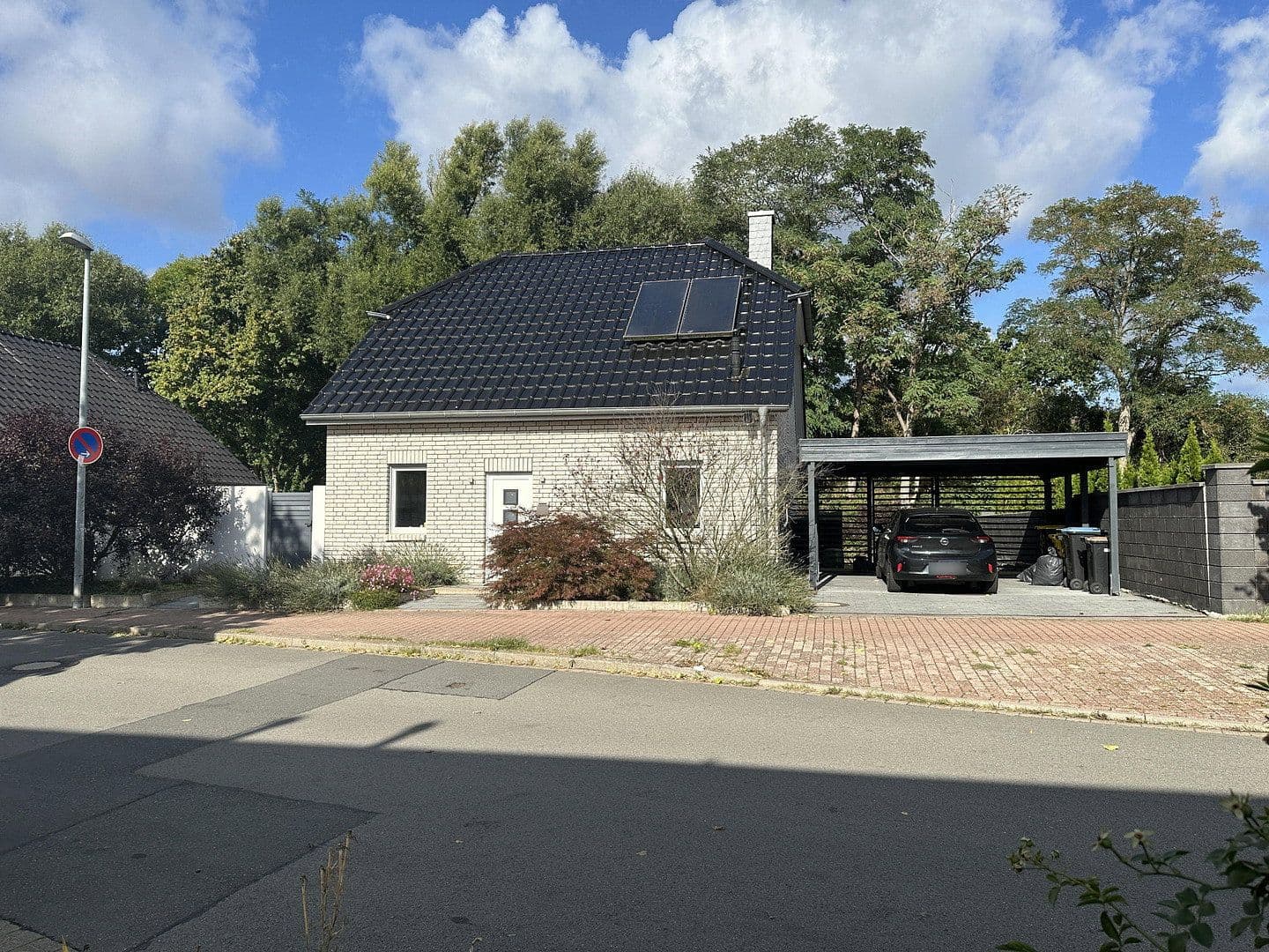 Predaj domu 115 m², pozemok 400 m², Ronnenberg, Dolné Sasko Predaj domu 115 m², pozemok 400 m², Ronnenberg, Dolné Sasko