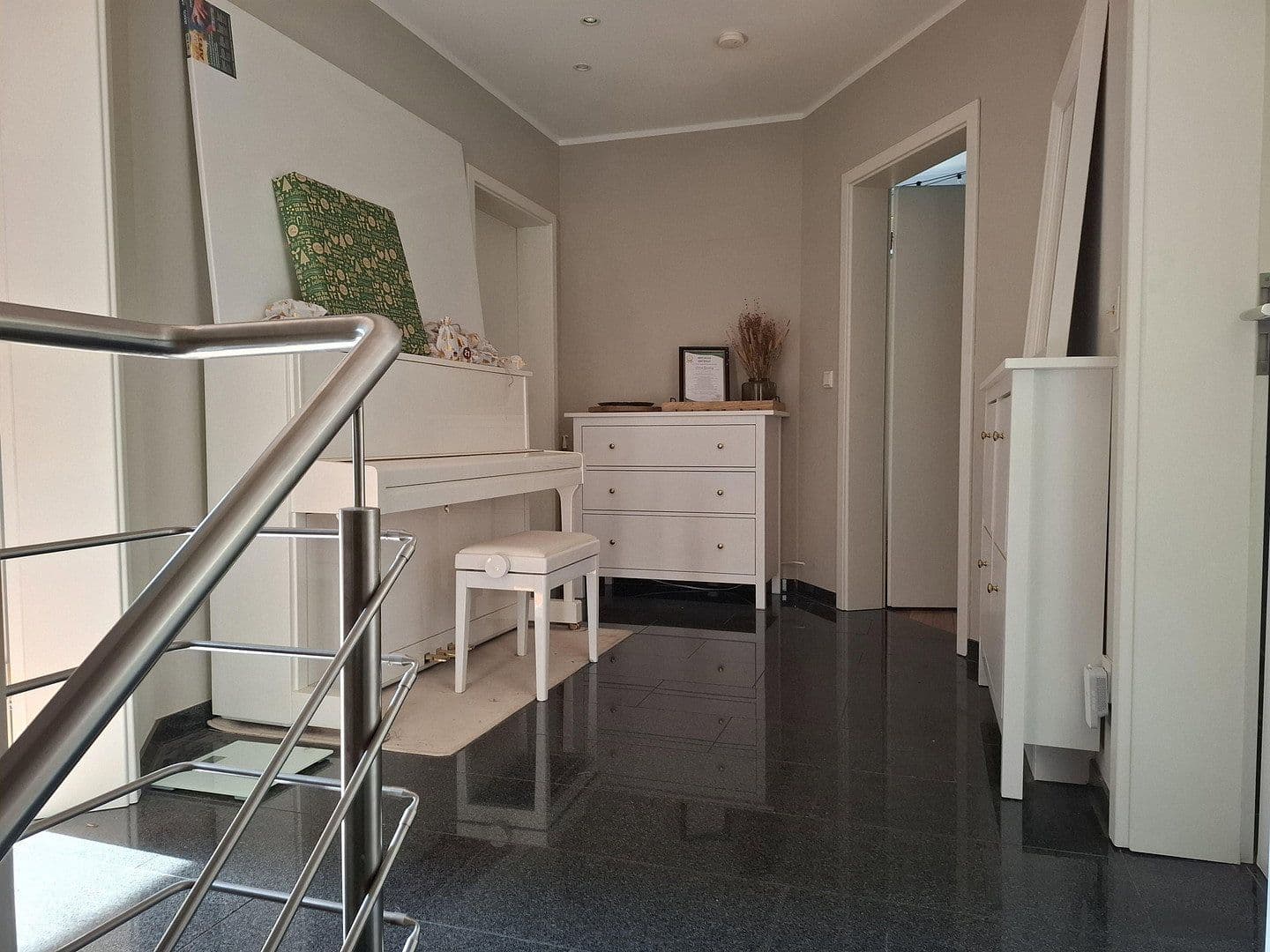 Predaj domu 115 m², pozemok 400 m², Ronnenberg, Dolné Sasko Predaj domu 115 m², pozemok 400 m², Ronnenberg, Dolné Sasko