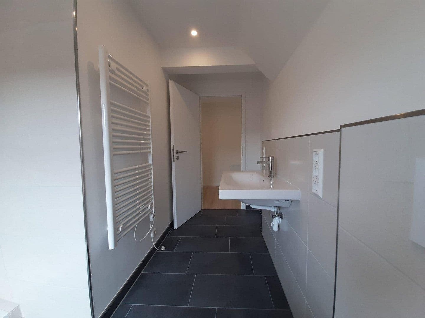Prenájom bytu 2-izbový 64 m², Stader Landstraße 31, Bremen, Brémy Prenájom bytu 2-izbový 64 m², Stader Landstraße 31, Bremen, Brémy