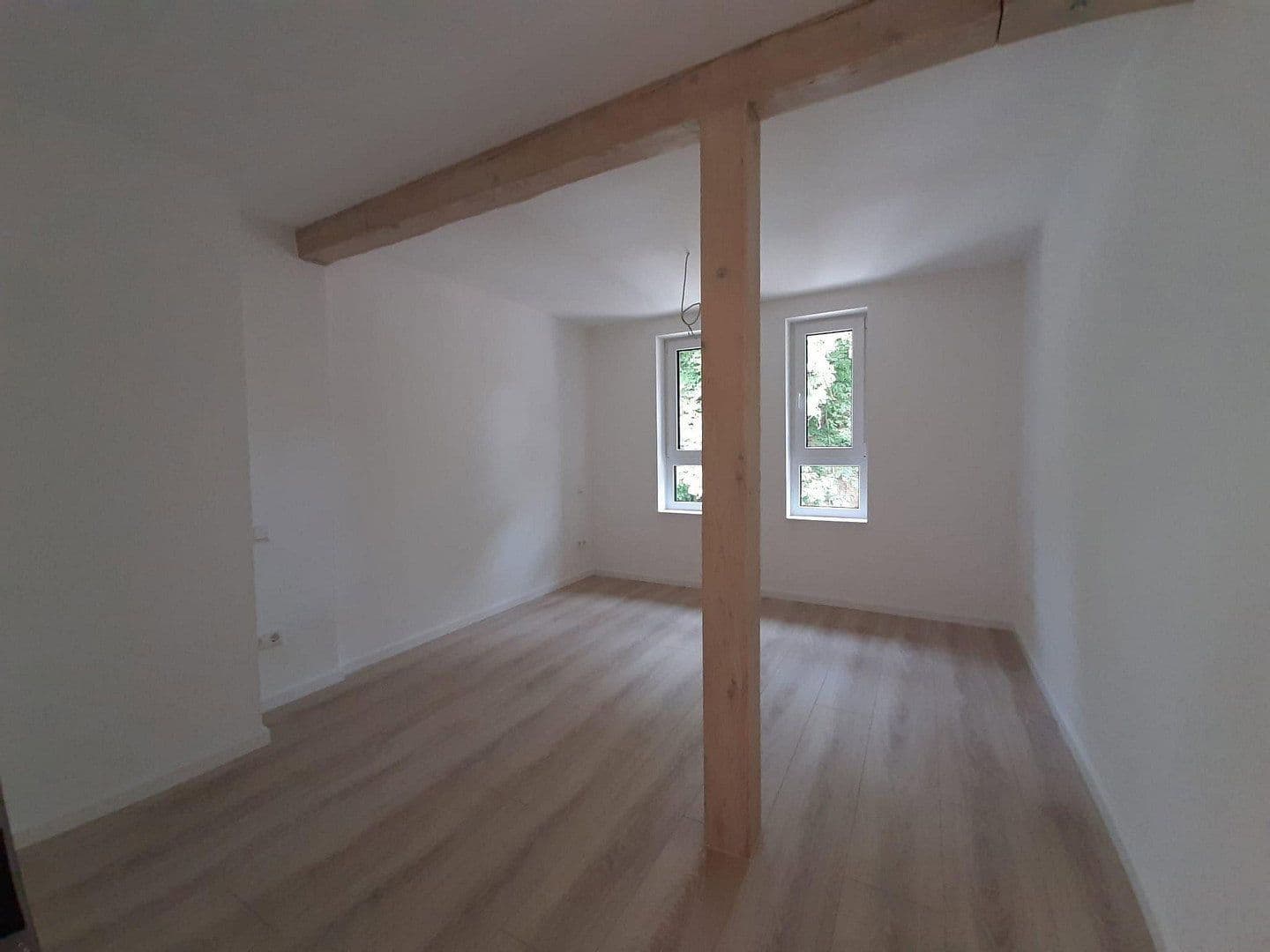 Prenájom bytu 2-izbový 64 m², Stader Landstraße 31, Bremen, Brémy Prenájom bytu 2-izbový 64 m², Stader Landstraße 31, Bremen, Brémy