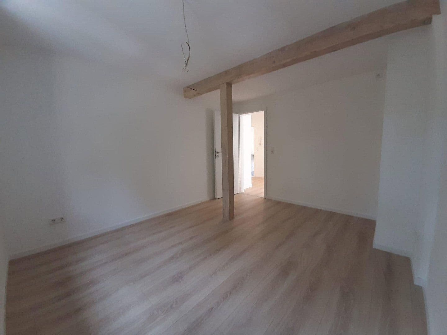 Prenájom bytu 2-izbový 64 m², Stader Landstraße 31, Bremen, Brémy Prenájom bytu 2-izbový 64 m², Stader Landstraße 31, Bremen, Brémy