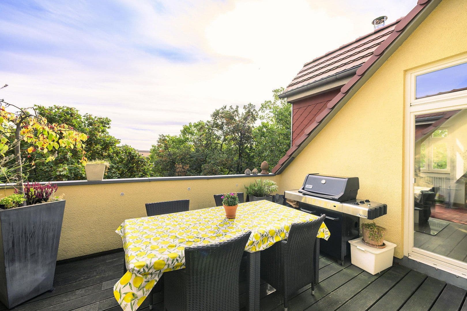 Predaj bytu 4-izbový 214 m², Berlin, Berlín Predaj bytu 4-izbový 214 m², Berlin, Berlín