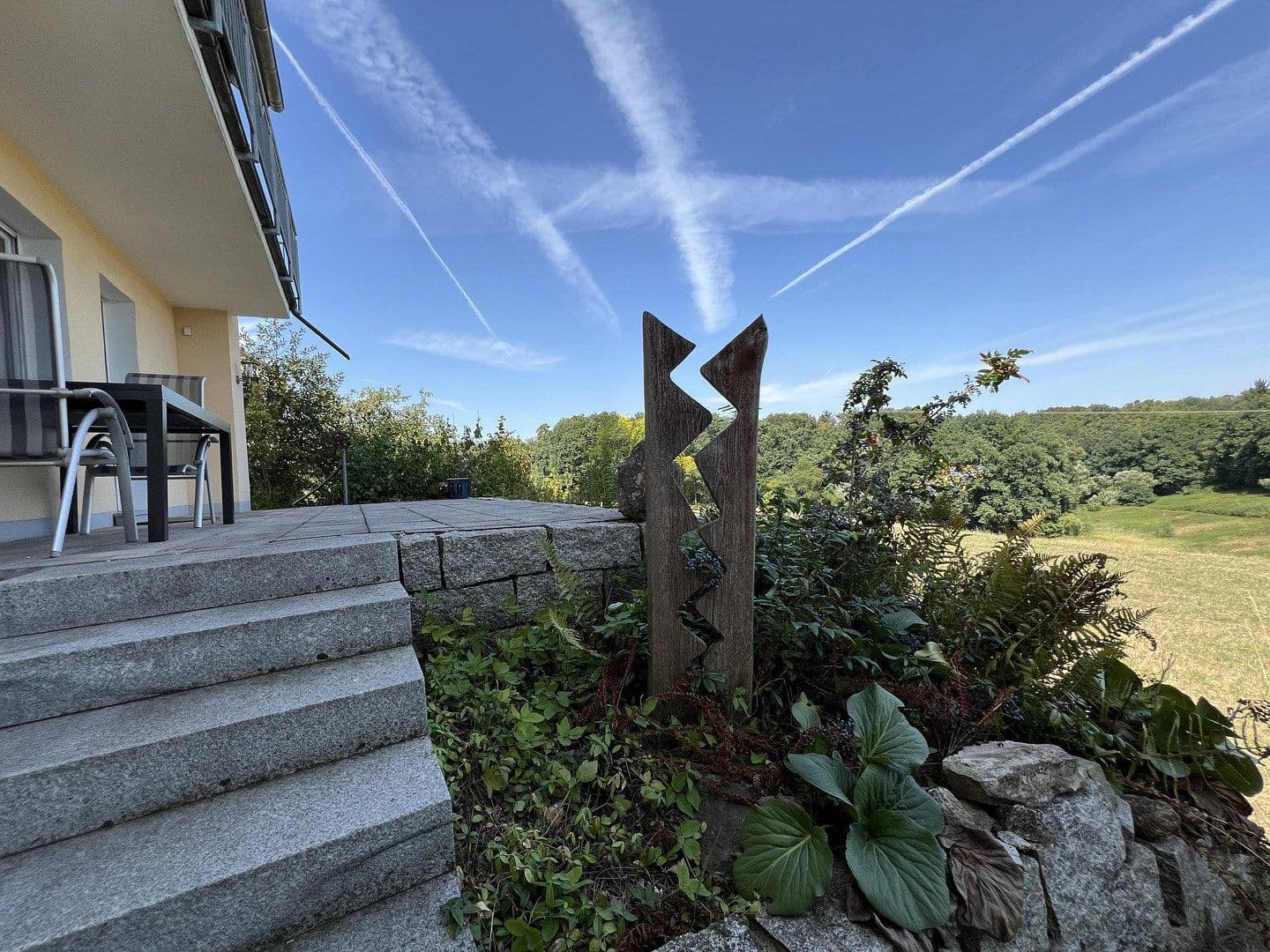 Predaj domu 271 m², pozemok 696 m², Roßtal, Bavorsko Predaj domu 271 m², pozemok 696 m², Roßtal, Bavorsko