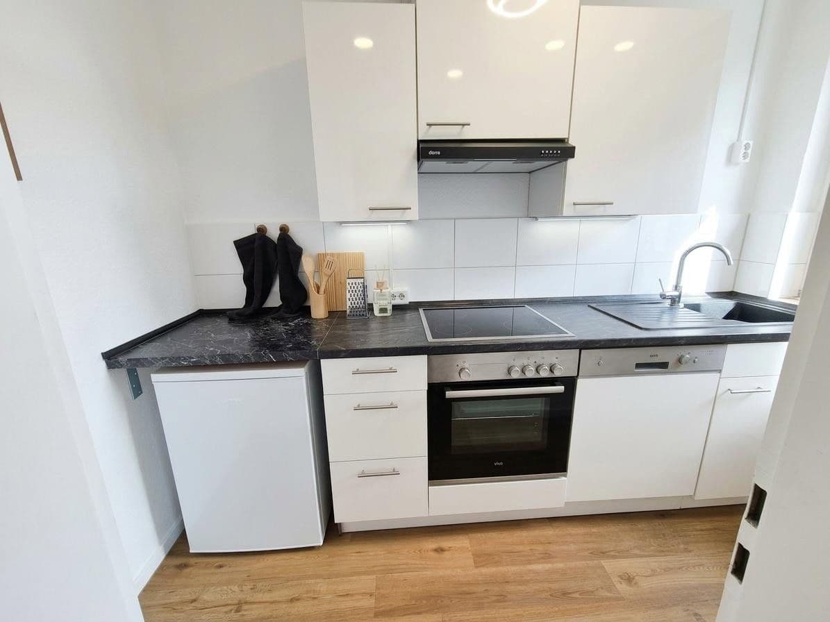 Prenájom bytu 2-izbový 55 m², Marienstr. 90-92, Köln, Severné Porýnie - Westfálsko Prenájom bytu 2-izbový 55 m², Marienstr. 90-92, Köln, Severné Porýnie - Westfálsko