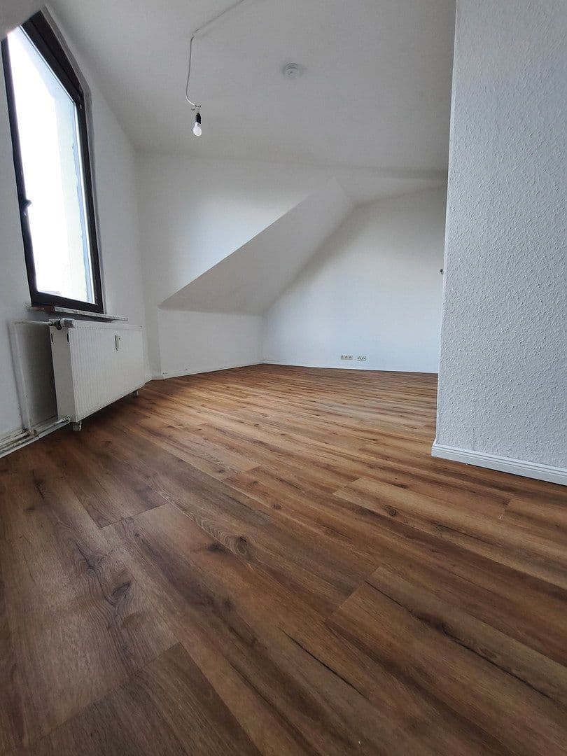 Prenájom bytu 4-izbový 78 m², Altstadtring 25, Braunschweig, Dolné Sasko Prenájom bytu 4-izbový 78 m², Altstadtring 25, Braunschweig, Dolné Sasko