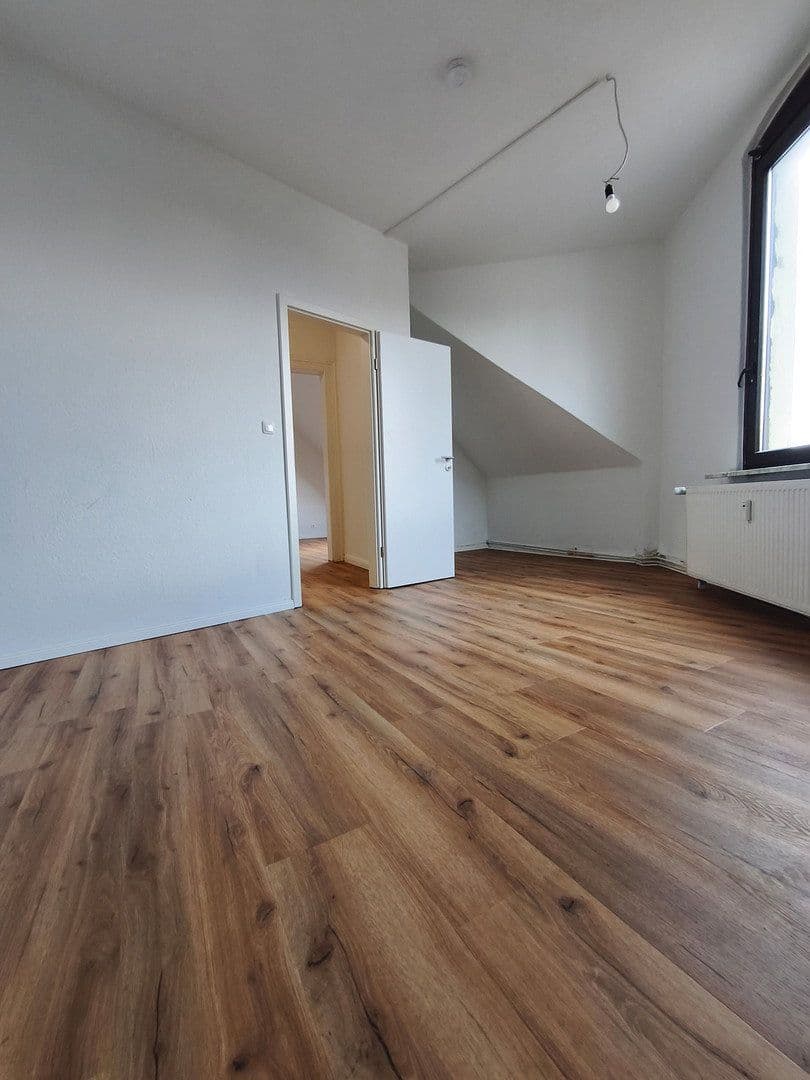 Prenájom bytu 4-izbový 78 m², Altstadtring 25, Braunschweig, Dolné Sasko Prenájom bytu 4-izbový 78 m², Altstadtring 25, Braunschweig, Dolné Sasko