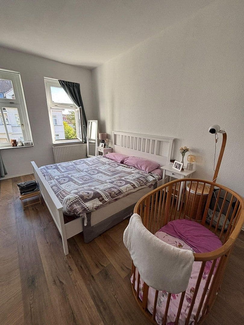 Prenájom bytu 3-izbový 88 m², Heinrich - Budde Straße, Leipzig, Sasko Prenájom bytu 3-izbový 88 m², Heinrich - Budde Straße, Leipzig, Sasko