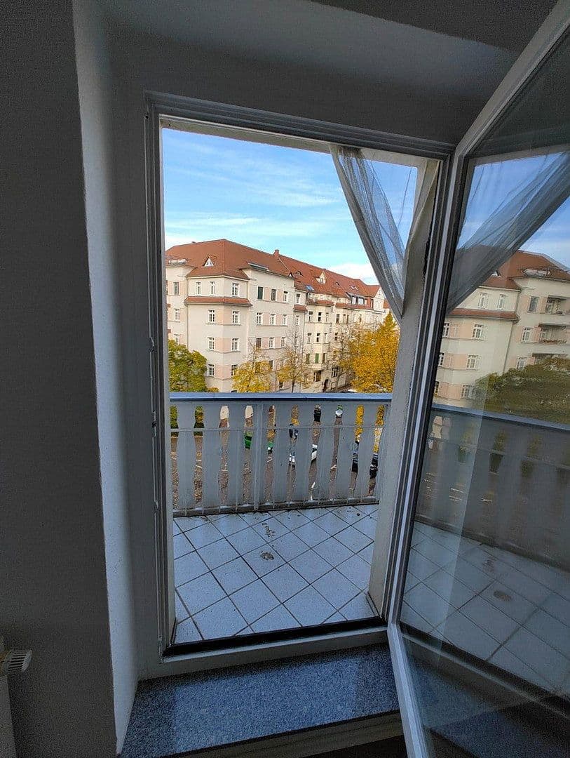 Prenájom bytu 3-izbový 88 m², Heinrich - Budde Straße 16, Leipzig, Sasko Prenájom bytu 3-izbový 88 m², Heinrich - Budde Straße 16, Leipzig, Sasko