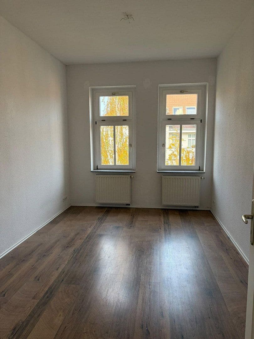 Prenájom bytu 3-izbový 88 m², Heinrich - Budde Straße 16, Leipzig, Sasko Prenájom bytu 3-izbový 88 m², Heinrich - Budde Straße 16, Leipzig, Sasko