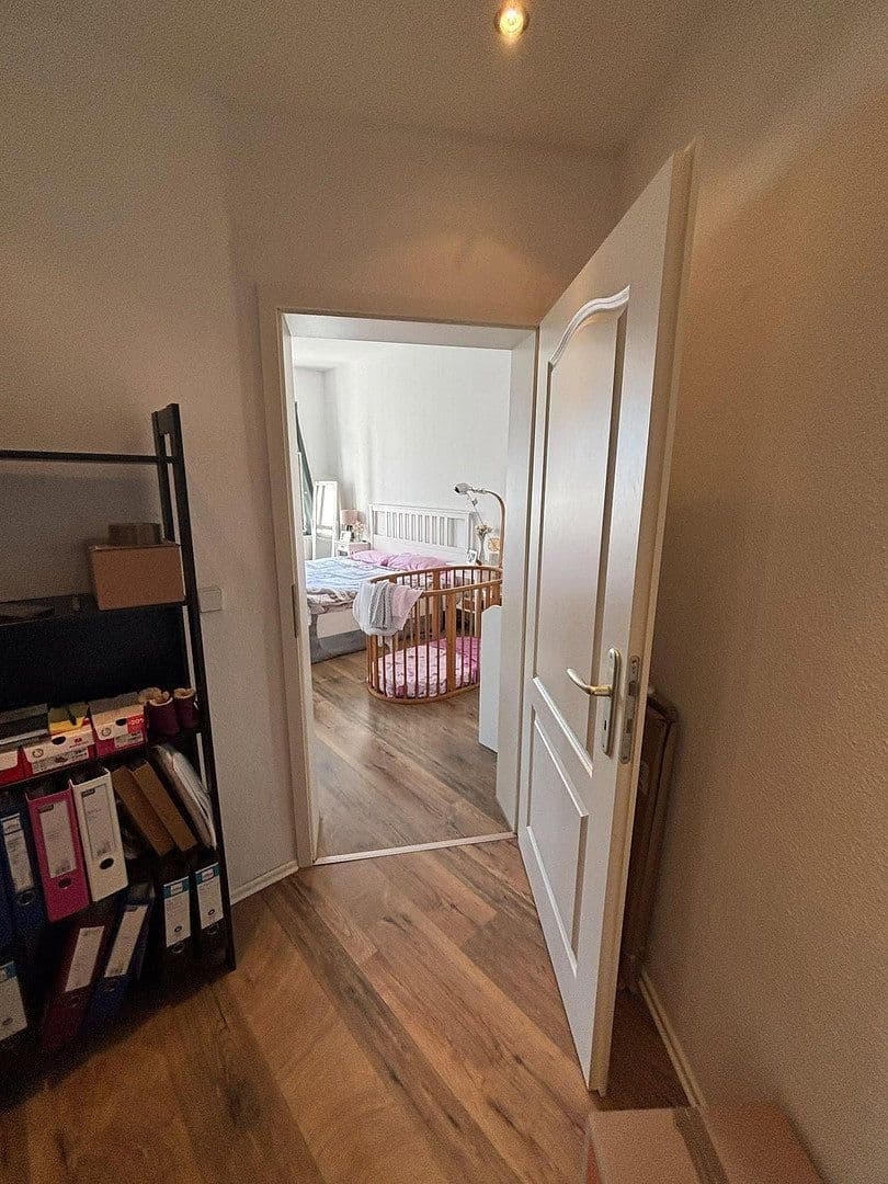 Prenájom bytu 3-izbový 88 m², Heinrich - Budde Straße, Leipzig, Sasko Prenájom bytu 3-izbový 88 m², Heinrich - Budde Straße, Leipzig, Sasko