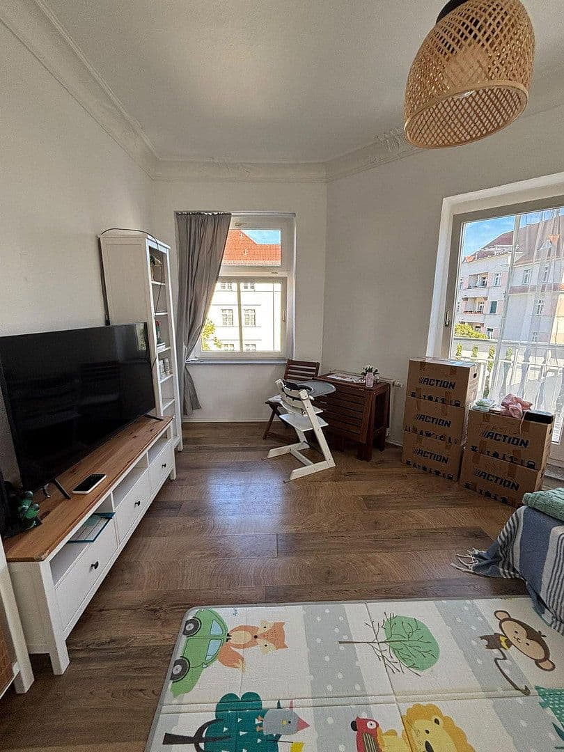 Prenájom bytu 3-izbový 88 m², Heinrich - Budde Straße, Leipzig, Sasko Prenájom bytu 3-izbový 88 m², Heinrich - Budde Straße, Leipzig, Sasko