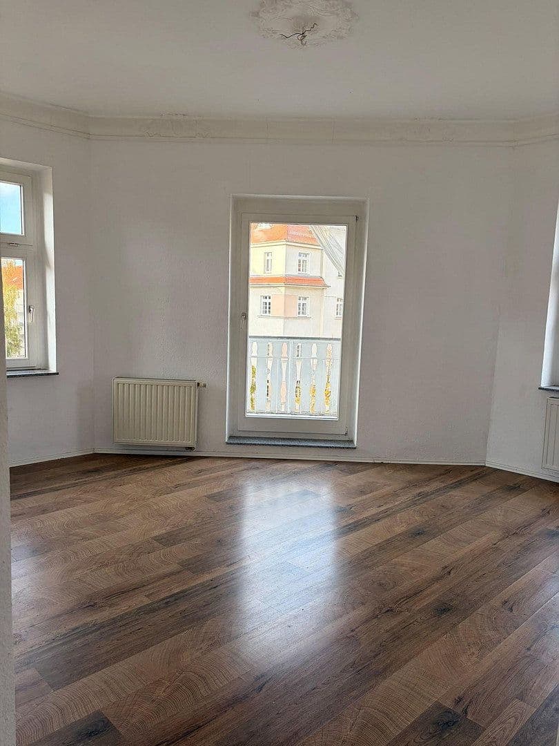 Prenájom bytu 3-izbový 88 m², Heinrich - Budde Straße 16, Leipzig, Sasko Prenájom bytu 3-izbový 88 m², Heinrich - Budde Straße 16, Leipzig, Sasko