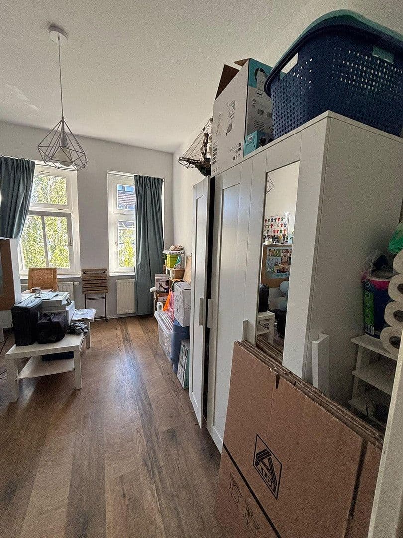 Prenájom bytu 3-izbový 88 m², Heinrich - Budde Straße, Leipzig, Sasko Prenájom bytu 3-izbový 88 m², Heinrich - Budde Straße, Leipzig, Sasko