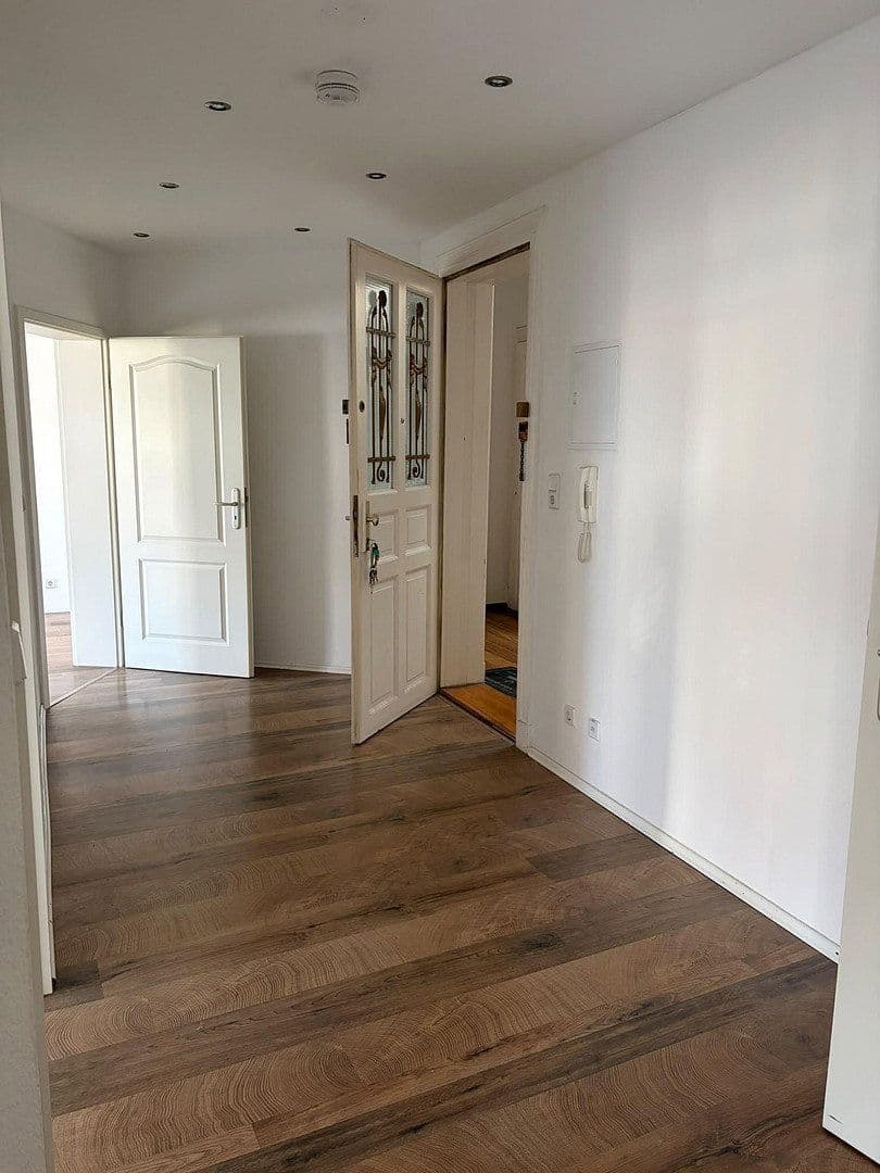 Prenájom bytu 3-izbový 88 m², Heinrich - Budde Straße 16, Leipzig, Sasko Prenájom bytu 3-izbový 88 m², Heinrich - Budde Straße 16, Leipzig, Sasko
