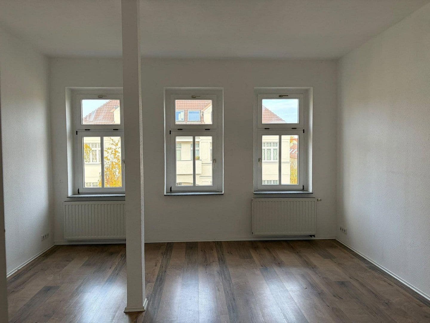 Prenájom bytu 3-izbový 88 m², Heinrich - Budde Straße 16, Leipzig, Sasko Prenájom bytu 3-izbový 88 m², Heinrich - Budde Straße 16, Leipzig, Sasko
