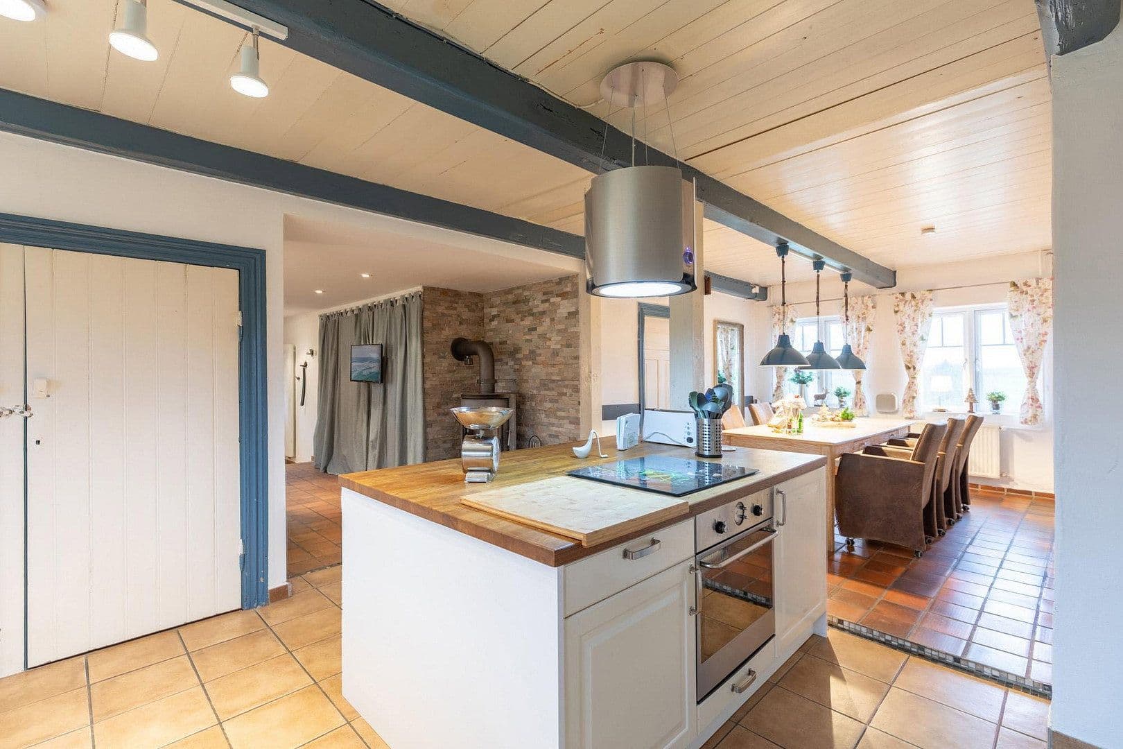 Predaj domu 155 m², pozemok 1.861 m², Emmelsbüll-Horsbüll, Šlezvicko-Holštajnsko Predaj domu 155 m², pozemok 1.861 m², Emmelsbüll-Horsbüll, Šlezvicko-Holštajnsko