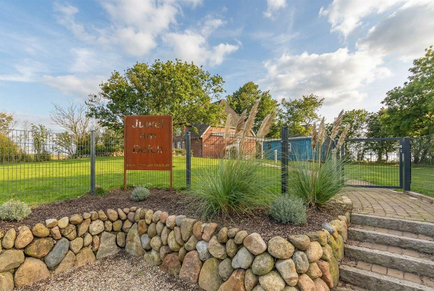 Predaj domu 155 m², pozemok 1.861 m², Emmelsbüll-Horsbüll, Šlezvicko-Holštajnsko Predaj domu 155 m², pozemok 1.861 m², Emmelsbüll-Horsbüll, Šlezvicko-Holštajnsko