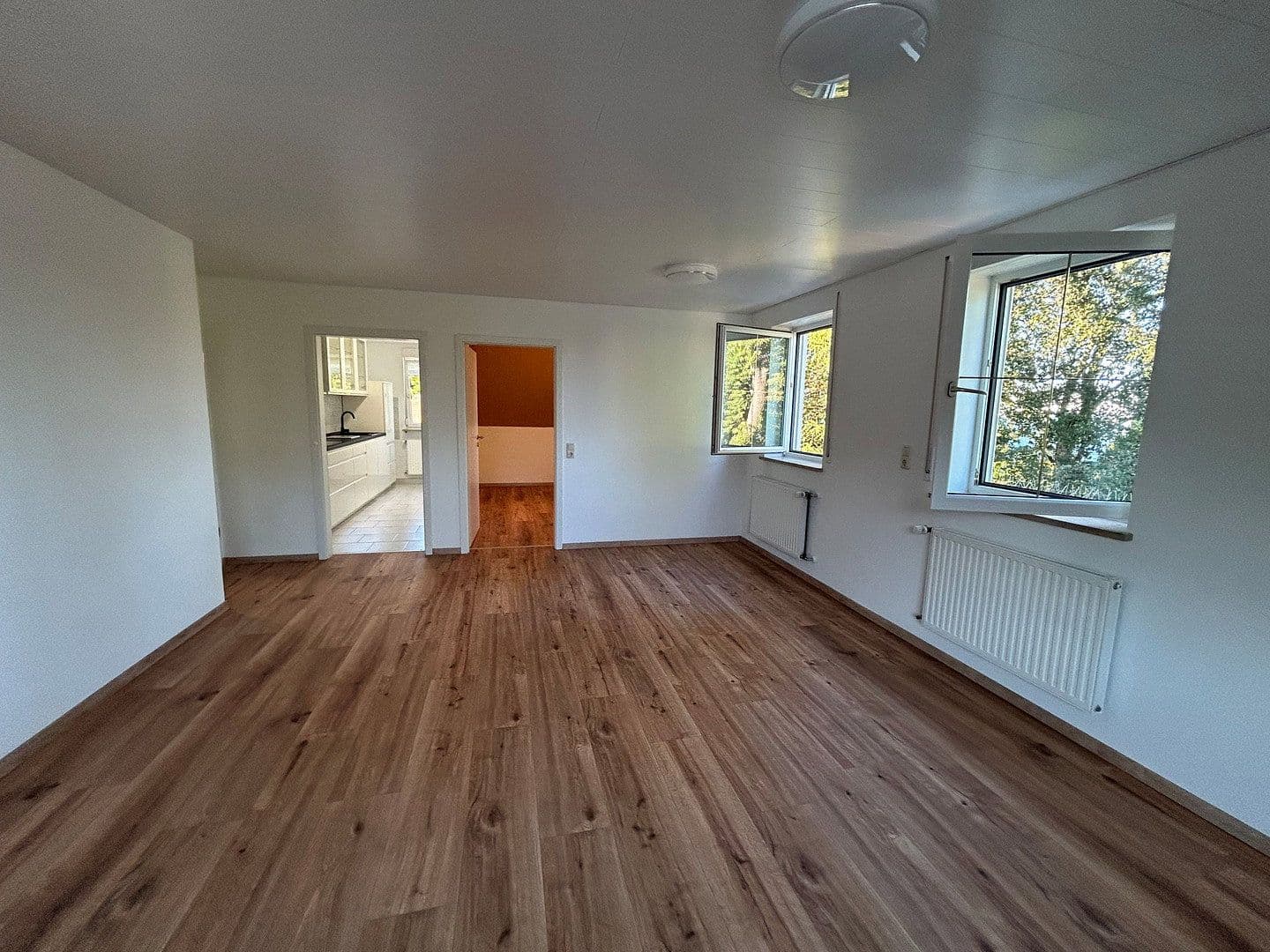 Prenájom bytu 3-izbový 65 m², Herrieden, Bavorsko Prenájom bytu 3-izbový 65 m², Herrieden, Bavorsko