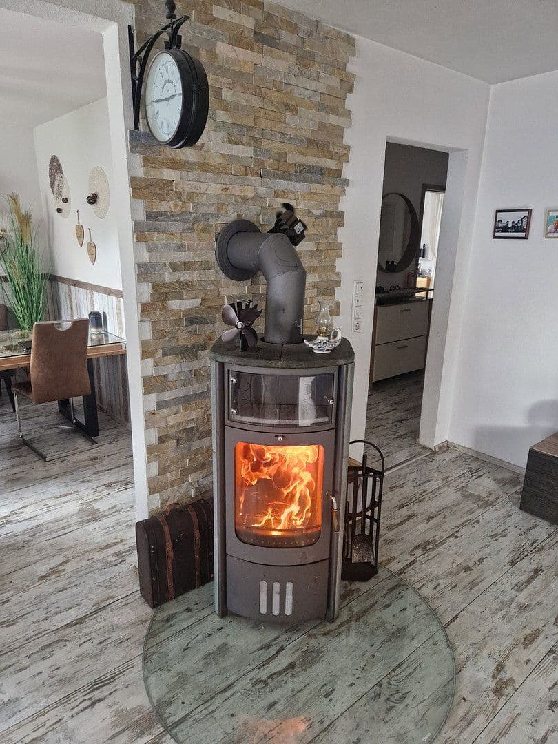 Predaj domu 155 m², pozemok 707 m², Brackenheim, Bádensko-Wurttembersko Predaj domu 155 m², pozemok 707 m², Brackenheim, Bádensko-Wurttembersko