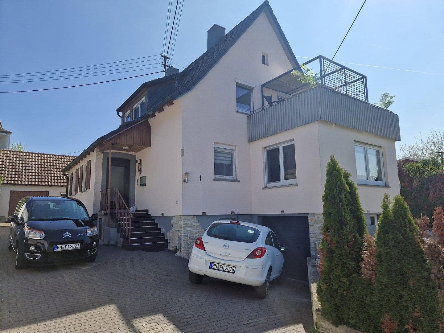 Predaj domu 155 m², pozemok 707 m², Brackenheim, Bádensko-Wurttembersko Predaj domu 155 m², pozemok 707 m², Brackenheim, Bádensko-Wurttembersko