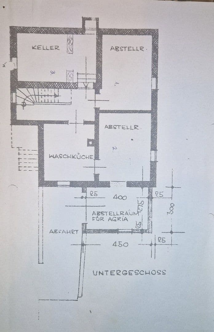 Predaj domu 155 m², pozemok 707 m², Brackenheim, Bádensko-Wurttembersko Predaj domu 155 m², pozemok 707 m², Brackenheim, Bádensko-Wurttembersko