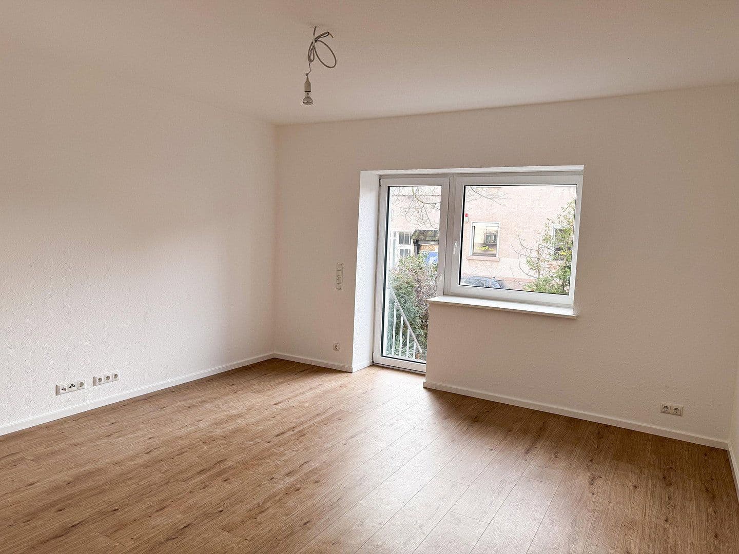 Prenájom bytu 2-izbový 68 m², Groß-Gerau, Hesensko Prenájom bytu 2-izbový 68 m², Groß-Gerau, Hesensko