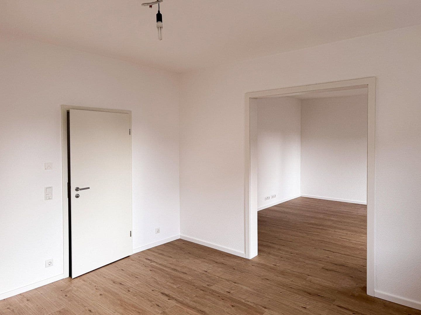 Prenájom bytu 2-izbový 68 m², Groß-Gerau, Hesensko Prenájom bytu 2-izbový 68 m², Groß-Gerau, Hesensko