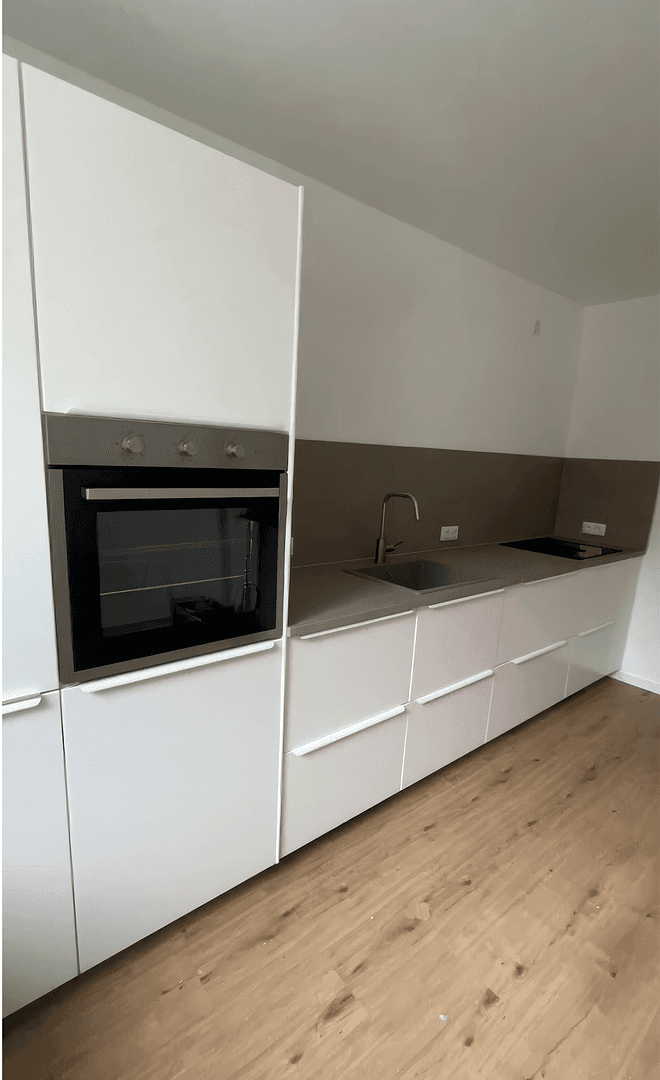 Prenájom bytu 2-izbový 68 m², Groß-Gerau, Hesensko Prenájom bytu 2-izbový 68 m², Groß-Gerau, Hesensko