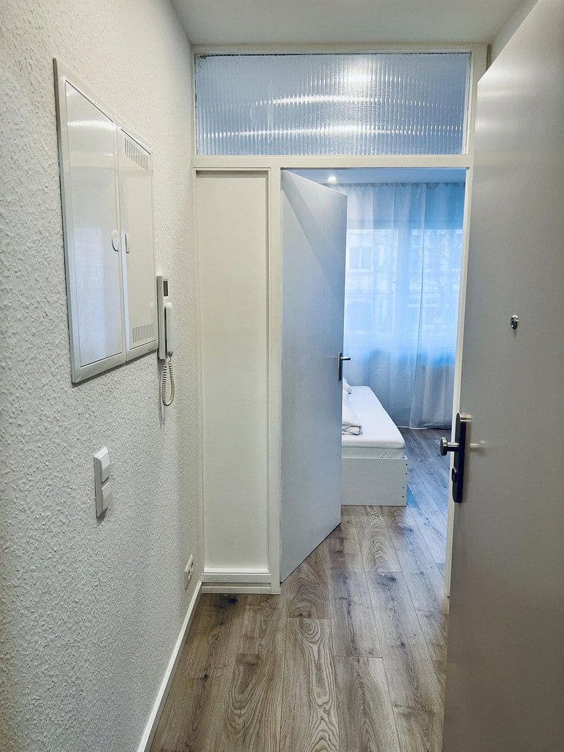 Prenájom bytu 1-izbový 26 m², Danneckerstrasse, Stuttgart, Bádensko-Wurttembersko Prenájom bytu 1-izbový 26 m², Danneckerstrasse, Stuttgart, Bádensko-Wurttembersko