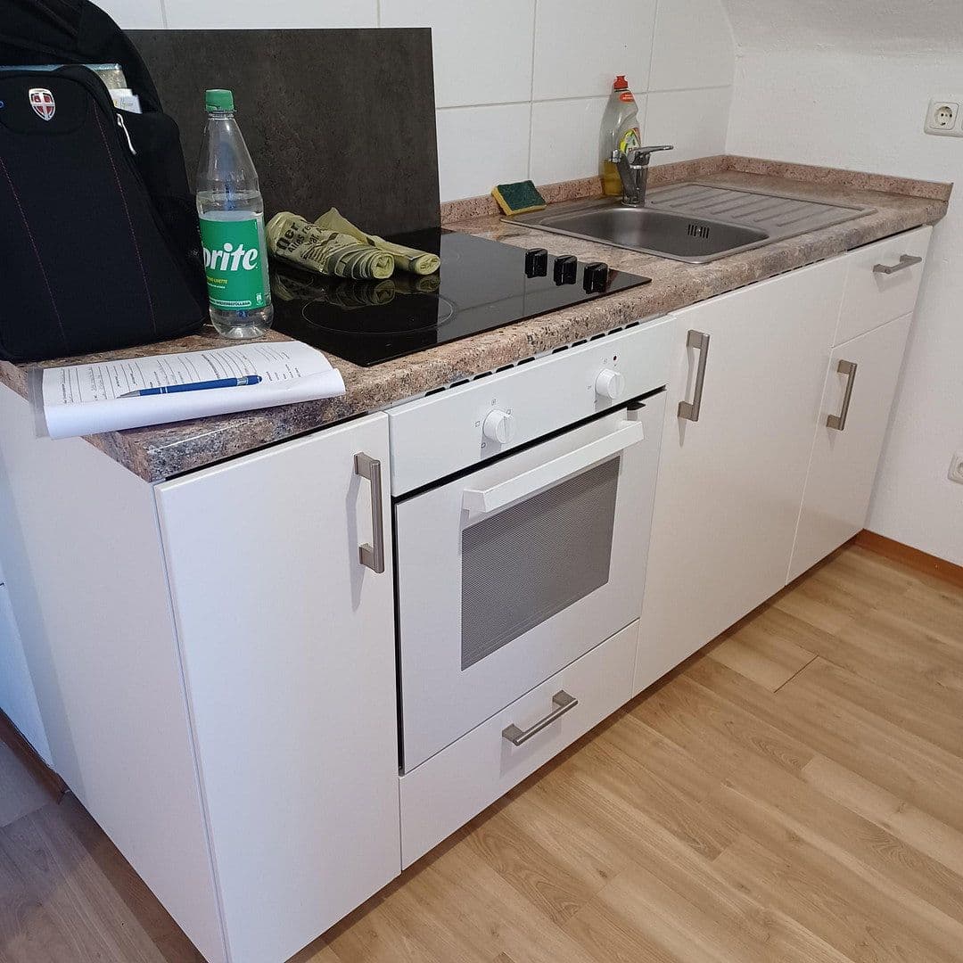 Prenájom bytu 1-izbový 45 m², Fürth, Bavorsko Prenájom bytu 1-izbový 45 m², Fürth, Bavorsko