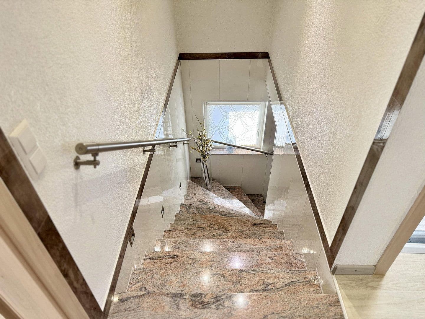 Predaj domu 145 m², pozemok 1.100 m², Offenburg, Bádensko-Wurttembersko Predaj domu 145 m², pozemok 1.100 m², Offenburg, Bádensko-Wurttembersko