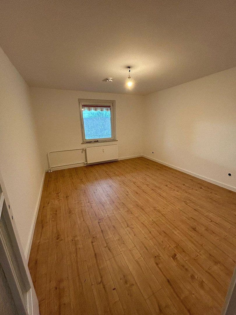 Prenájom bytu 3-izbový 104 m², Pinnaudamm 4, Pinneberg, Šlezvicko-Holštajnsko Prenájom bytu 3-izbový 104 m², Pinnaudamm 4, Pinneberg, Šlezvicko-Holštajnsko