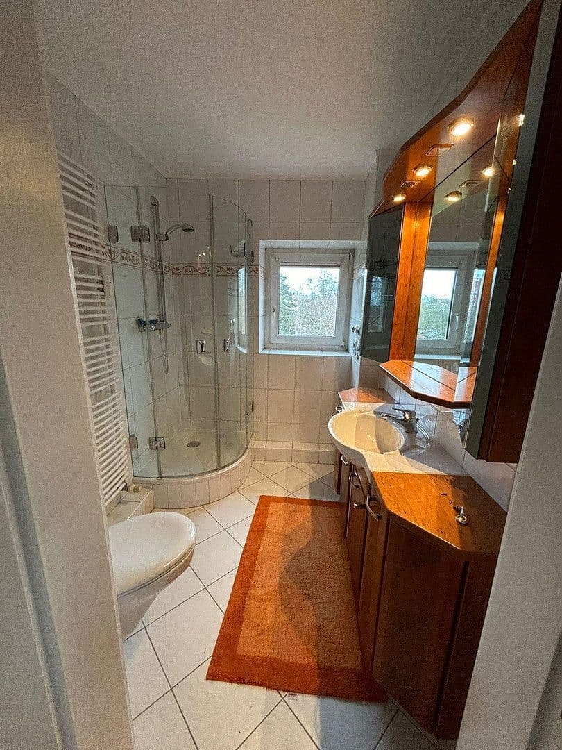 Prenájom bytu 3-izbový 104 m², Pinnaudamm 4, Pinneberg, Šlezvicko-Holštajnsko Prenájom bytu 3-izbový 104 m², Pinnaudamm 4, Pinneberg, Šlezvicko-Holštajnsko