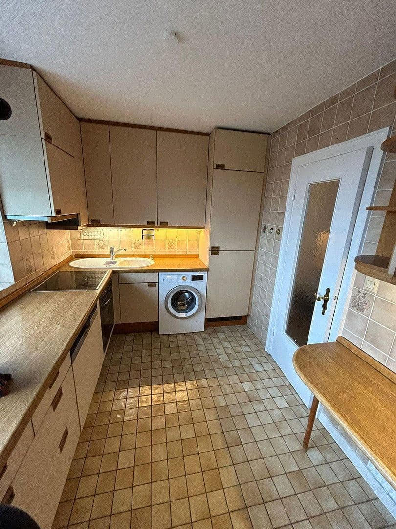 Prenájom bytu 3-izbový 104 m², Pinnaudamm 4, Pinneberg, Šlezvicko-Holštajnsko Prenájom bytu 3-izbový 104 m², Pinnaudamm 4, Pinneberg, Šlezvicko-Holštajnsko