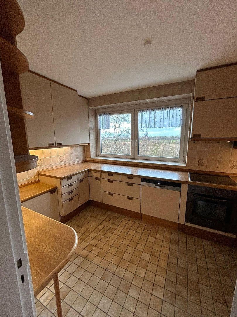 Prenájom bytu 3-izbový 104 m², Pinnaudamm 4, Pinneberg, Šlezvicko-Holštajnsko Prenájom bytu 3-izbový 104 m², Pinnaudamm 4, Pinneberg, Šlezvicko-Holštajnsko
